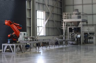 從人工到機器人碼垛，機器人如何改變了包裝行業