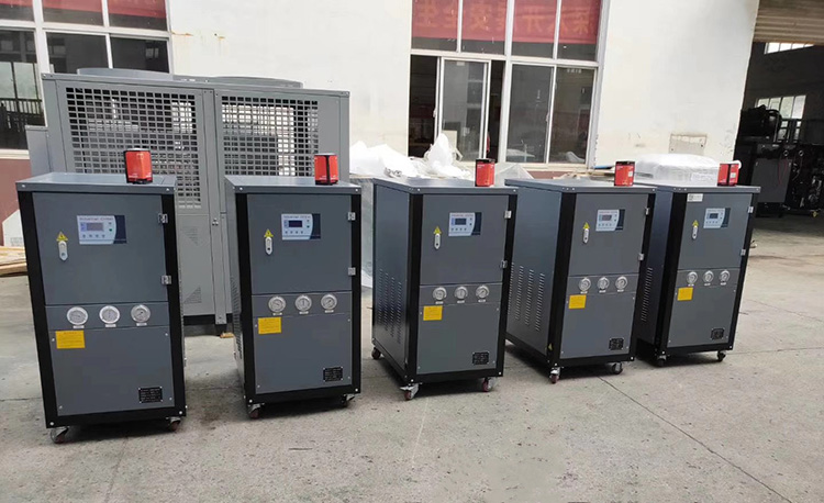 5臺300度高溫油溫機廠家_發(fā)貨河南新鄉(xiāng)